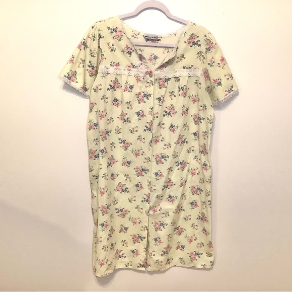 friends of the heart Other - < Vintage Floral Yellow Nightgown >